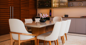 Dónde comprar mesas de comedor en Uruguay